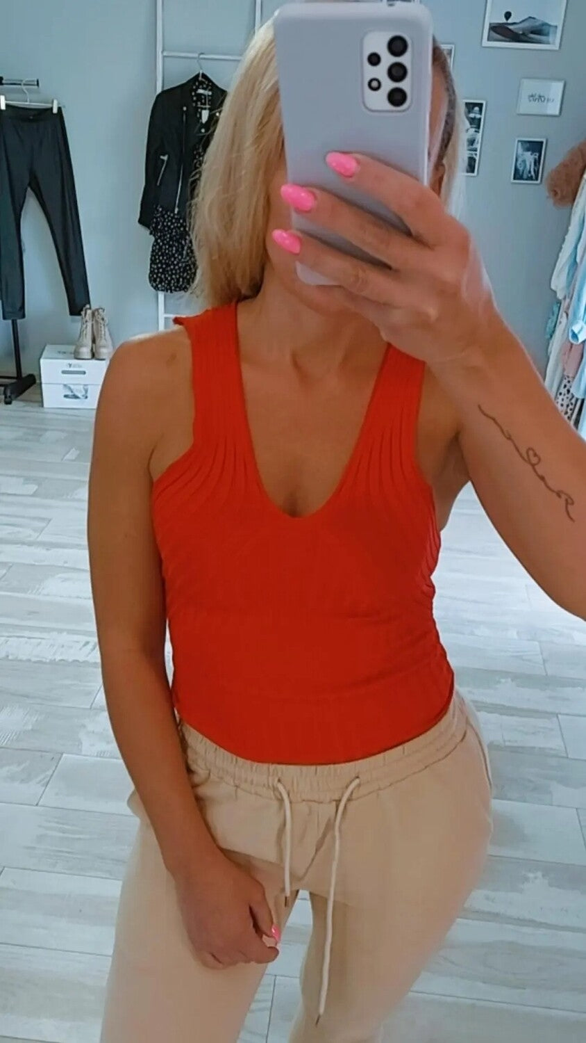 geripptes Top in Rot